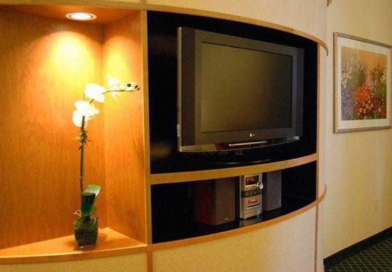 Fairfield Inn And Suites By Marriott Elk Grove Quarto foto